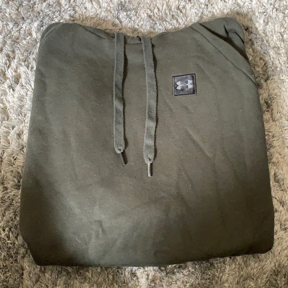 UnderArmour Womens Large Sweatshirt